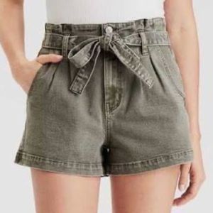 American Eagle tie Shorts